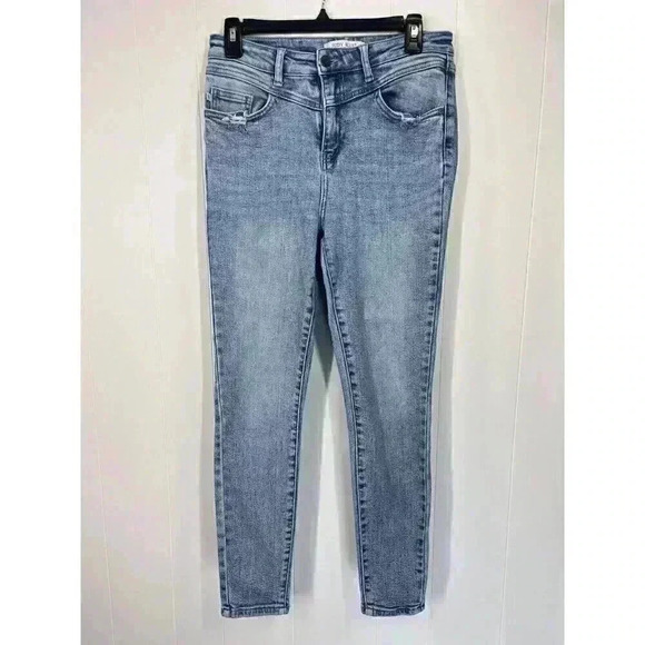 Judy Blue Jeans 7/28 Skinny Fit Front Yoke Distressed Stretch Light Wash JB88244 - Picture 3 of 10